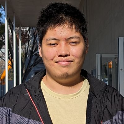 小林 由暉 の写真